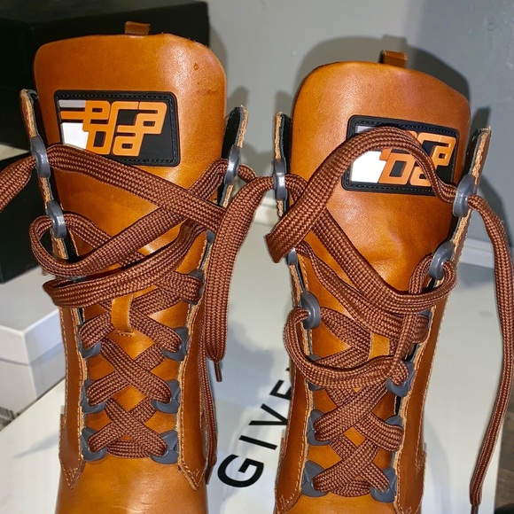 Authentic Prada color block boots - Picture 2 of 7